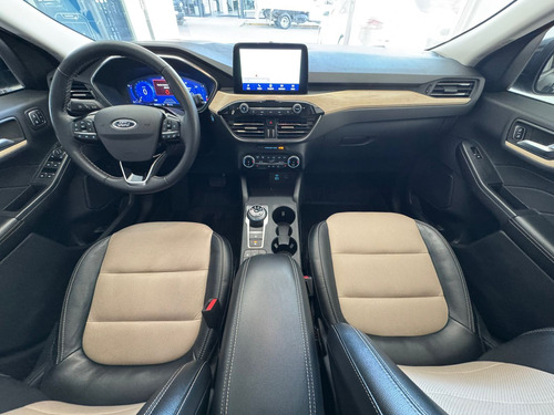 Ford Escape 2.5 Titanium Hybrid At