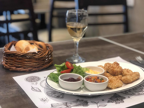 Imagen 12 de 15 de Cafetería - Restaurante, Comidas, Delivery, Ubicado En Ciudad De Mendoza, Vende Fondo De Comercio