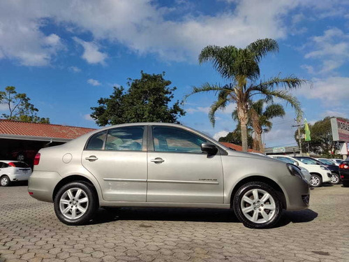 Imagem 10 de 15 de Volkswagen Polo Sedan I Motion 1.6 Confortline