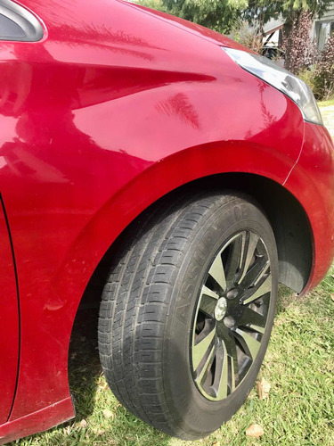 Peugeot 208 2015 1.0 Access 5p