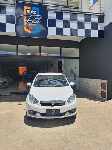 Fiat Grand Siena Essence 1.6 2015