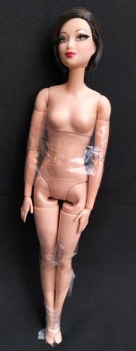 Barbie The Look City Shine, Asiática, En Cuerpo Articulado (Usado)