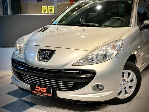 Peugeot 207 Compact Xs 1.9d 2010 128.000km Gris