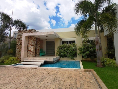 Imagen 1 de 12 de Se Vende Casa Moderna En Guataparo Country Club Valencia