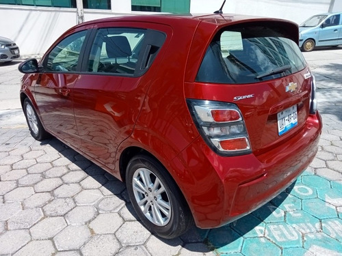 Imagen 7 de 15 de Chevrolet Sonic 2017 1.6 Lt Hb At