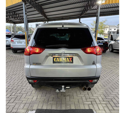 Mitsubishi Pajero Dakar 3.5 HPE 7 LUGARES 4X4 V6 24V FLEX 4P AUTOMÁTICO