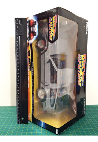 Imagem 4 de 9 de Delorian Time Machine 1/16 Metal Neca De Volta Para O Futuro