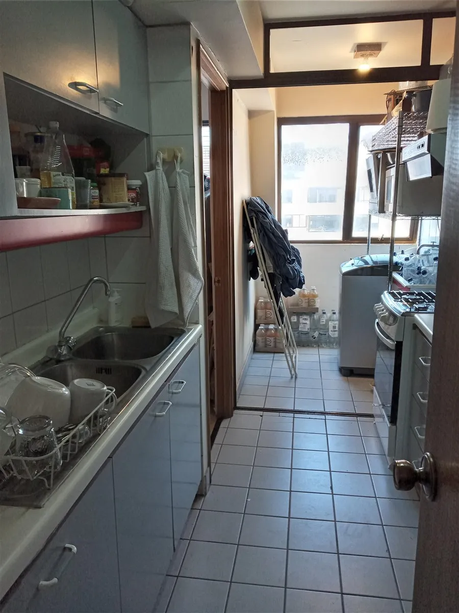 Imagen 4 de 10 de Departamento En Venta De 2 Dorm. En Las Condes