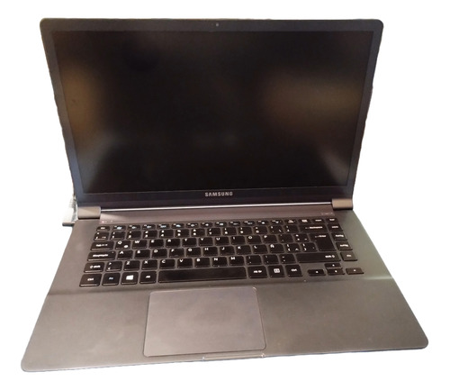 Laptop Samsung Np9000x4d I5 8gb Ssd 128 (detalles/reparar)