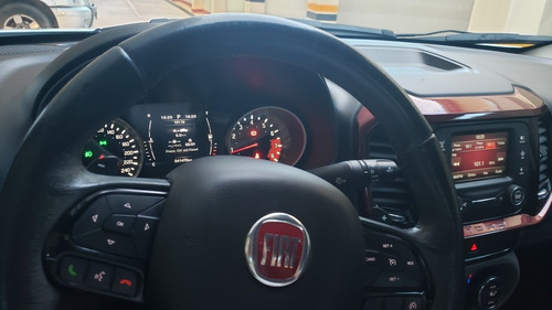 Fiat Toro 1.8 16v Freedom Flex 4x2 Aut. 4p 2016