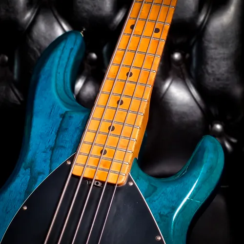 Baixo 5 Cordas Musicman Stingray 5 Transparent Teal 1994 Baixo 5 Cordas Musicman Stingray 5 Transparent Teal 1994