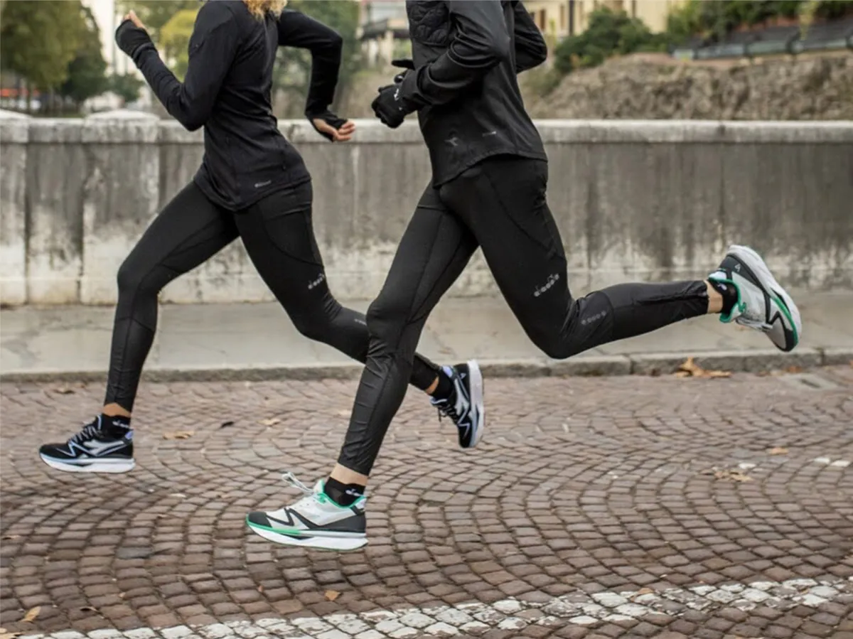 RUNNING & FITNESS