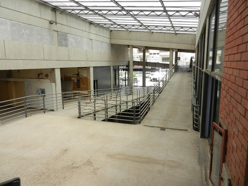 Imagen 5 de 12 de Alquilo Local 220m2 Santa Mónica 7688