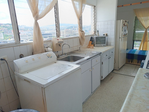 Apartamento En Venta Bello Campo Con Estacionamiento