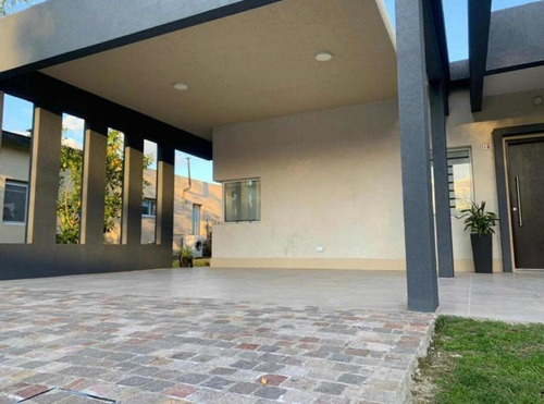 Imagen 3 de 14 de Casa En Venta En Altos De Hudson Ii