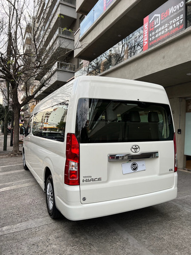 Toyota Hiace 2.8 Tdi Commuter 6at 14a