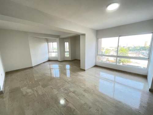 Imagen 3 de 15 de Eaa-252 Zona Norte. Alquiler Apartamento En Edificio Camila. Sector Bellas Artes