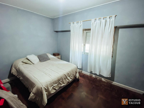 Casa En Venta - 2 Dormitorios 1 Baño - 95mts2 - Abasto, La Plata