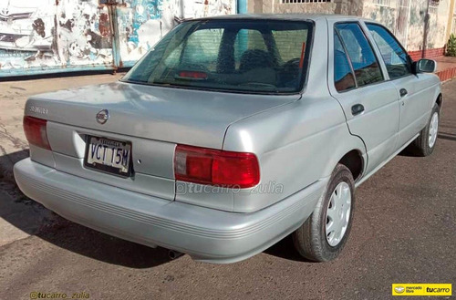 Nissan Sentra B13