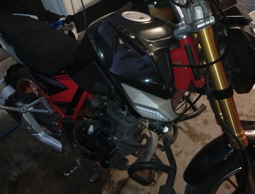Nitro 250cc Vento Con 15509 Km
