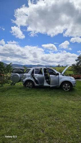 Daihatsu Terios 1.5 Okii 4X4 At