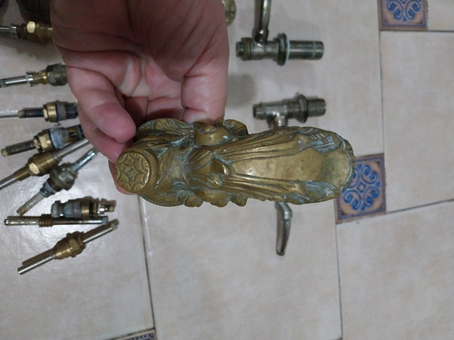 Juego De Canillas Bronce Lavatorio Y Ducha (Usado)