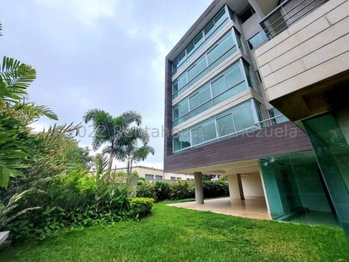 Apartamento A Estrenar En Obra Blanca, En Country Club, En Venta 23-25367