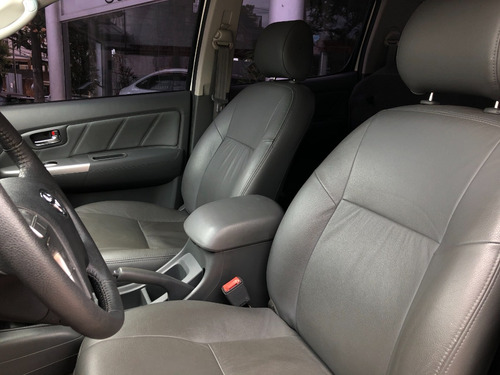Toyota Hilux Srv 3.0 Tdi 2013