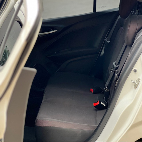 Fiat Cronos 1.8 16v Precision