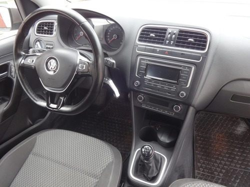 / Señado /volkswagen Polo Comfortline 1.6 C/gnc [ Excelente-