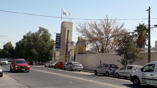 Departamento En Sector Residencial De Independencia