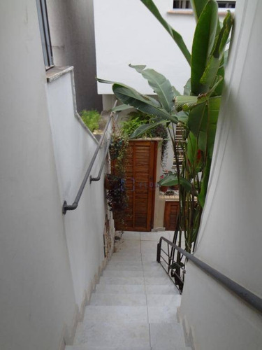 Casa Com 3 Dormitórios E 2 Vagas De Garagem - Paraíso - Ca1367