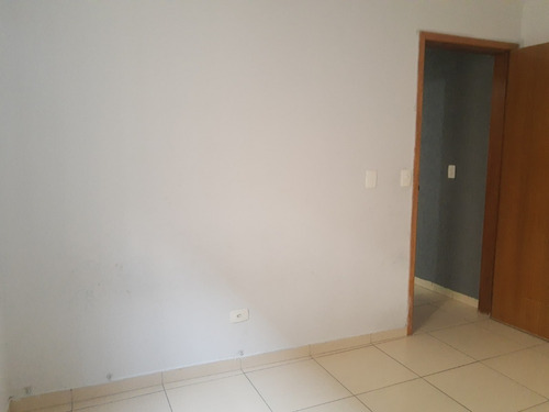 Imagem 18 de 30 de Alugo Casa Com Dois Dormitórios Capão Redondo ( Vi660 )