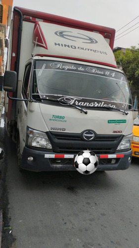 Camion Hino Dutro 3.5 Toneladas