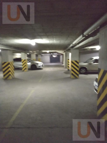 Imagen 2 de 2 de Cochera - Barrio Norte