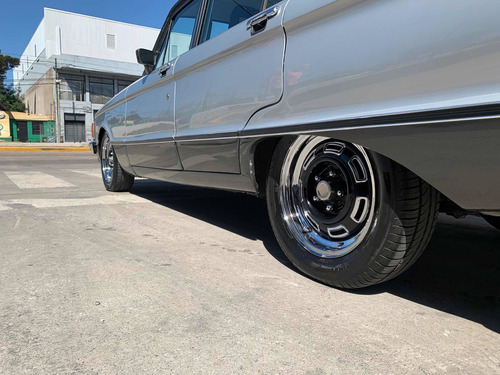 Ford Falcon