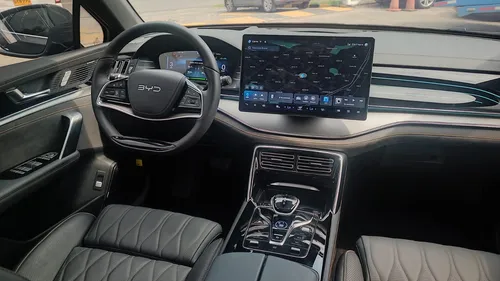 Byd Tang Ev Modelo: 2025 *(7 Puestos)*