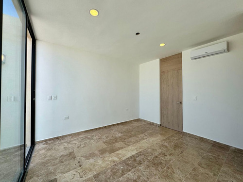 Townhouse En Venta En Mérida, Privada Dzitya 77, Dzitya