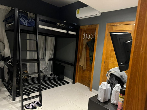 Lujoso Penthouse De 2 Niveles En Venta En Urbanización Real
