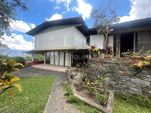 Acogedora Casa En Venta En Alto Hatillo. Negociable