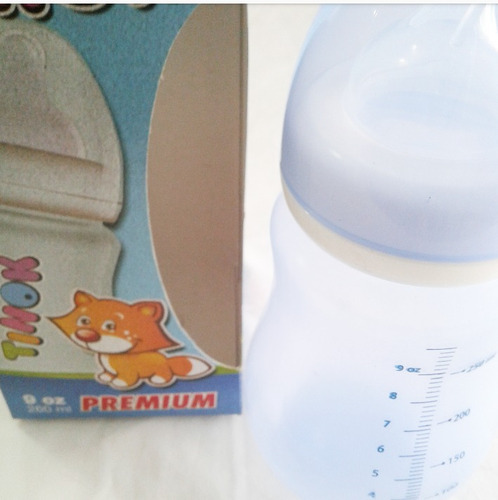 Imagen 6 de 6 de Combo Bebe Tetero 9oz +vasito +juego Cubierto + Dosificador