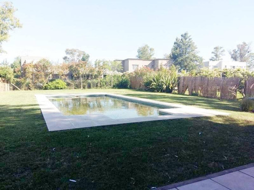 Imagen 3 de 13 de Casa En Venta En Barrio Cerrado El Encuentro