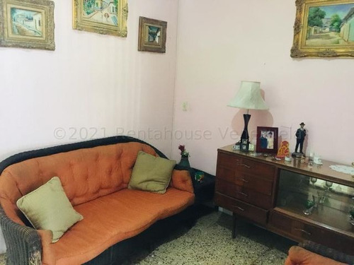 Imagen 26 de 30 de Casa Comercial, Estrategíca Ubicación Al Este En Venta En Barquisimeto. Zona Centro- Este , Arnaldo J. López Tlf. 04245257450. Cód. 22-10701 Lara, Venezuela