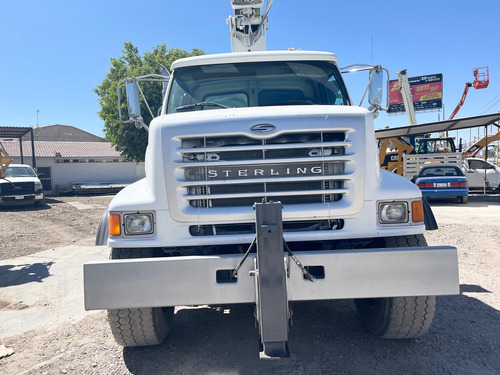 Grua Titan Manitex 26101c De 26 Tons En Camion Sterling 2005