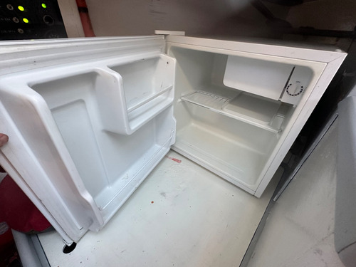 Velero Plenamar 30 - Motor Interno Yanmar 15hp
