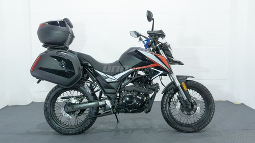 Motomel Skua Adventure 250cc Moto Con Bauleras 2023 Enduro