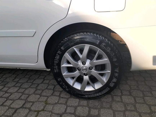 Imagem 12 de 12 de Versa 1.6 16v Flexstart Sv 4p Xtronic