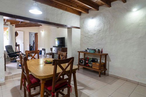 Venta Escobar Centro | 2 Locales + Vivienda