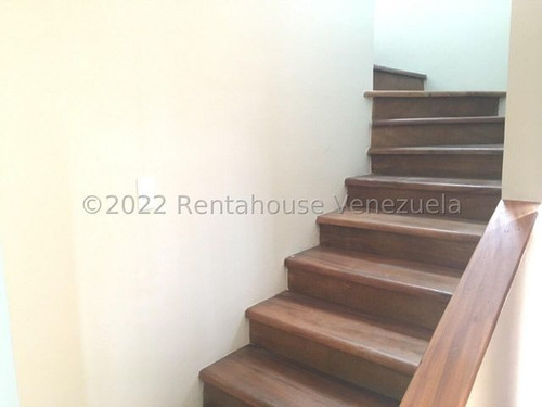 Imagen 27 de 30 de Casa Remodelada Cercana Al Centro Comercial Las Trinitarias, En Conjunto Cerrado De Alto Prestigio. Mls: 22-25424 Maritza 04245105659