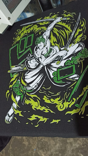 Playera Roronoa Zoro - One Piece Anime Manga